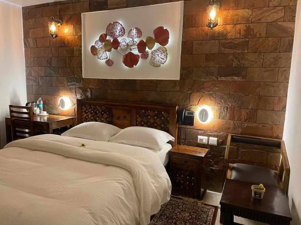 Yashmay Villa Club & Resort Gonda Eksteriør bilde